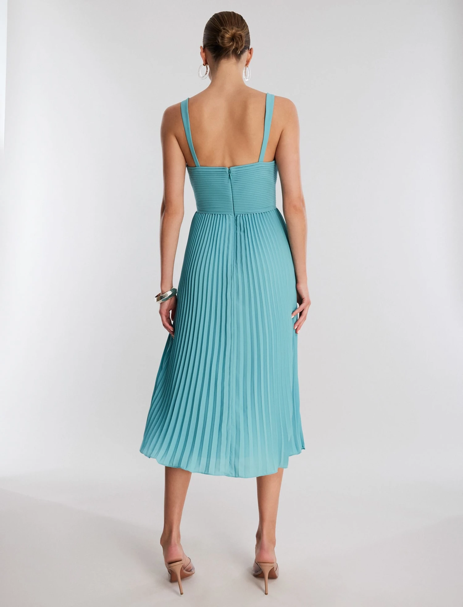 BCBGMAXAZRIA Beatrice Fit-And-Flare Midi Dress 4 BCBGMAXAZRIA Beatrice Fit-And-Flare Midi Dress - Image 4
