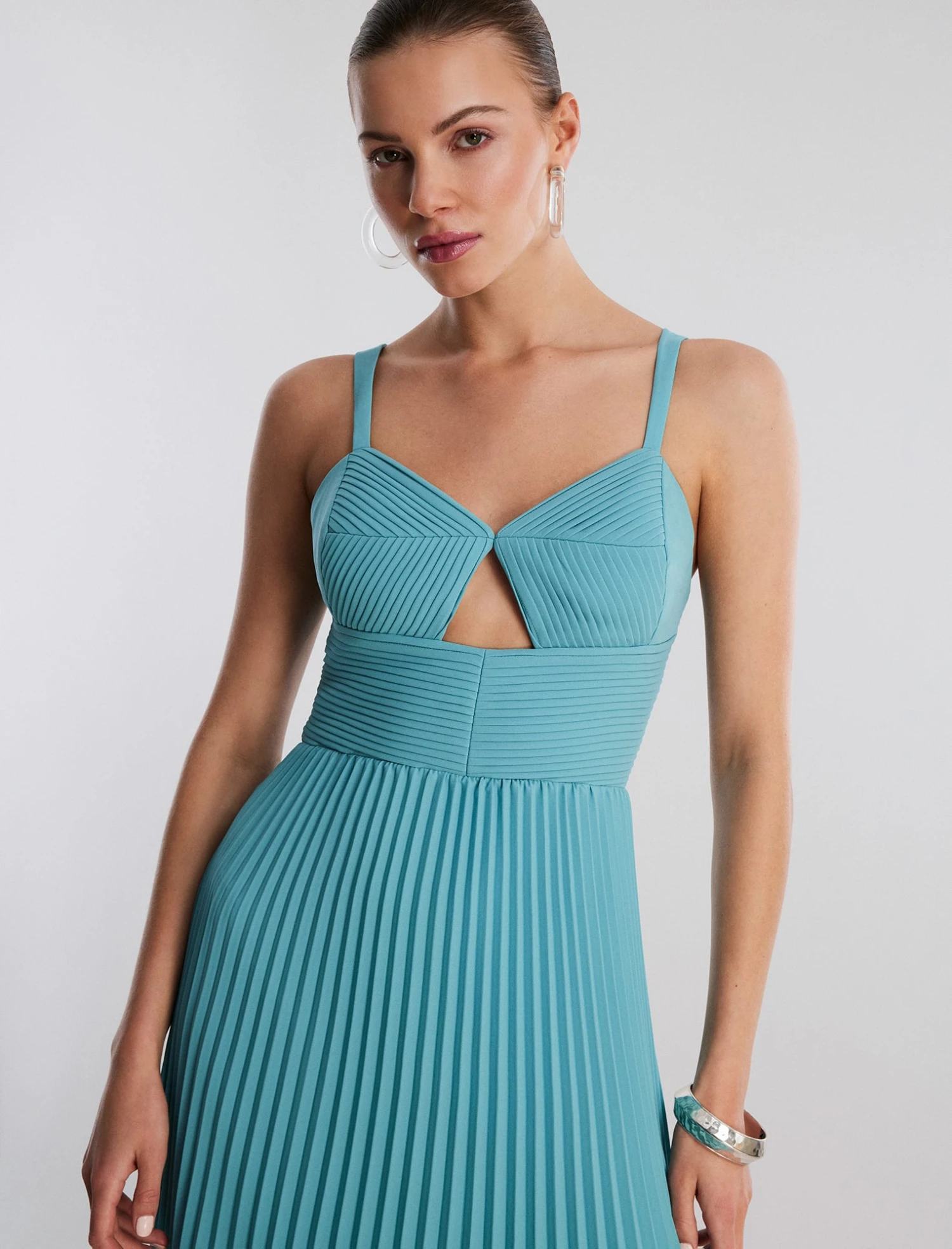 BCBGMAXAZRIA Beatrice Fit-And-Flare Midi Dress 6 BCBGMAXAZRIA Beatrice Fit-And-Flare Midi Dress - Image 6