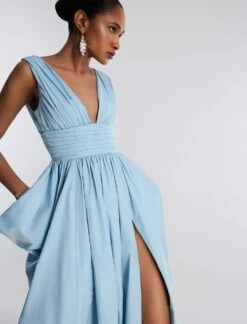 BCBGMAXAZRIA Phoenix V-Neck Gown 14 BCBGMAXAZRIA Phoenix V-Neck Gown -Deals BCBGMAXAZRIA Store 3.30 D AFD60485 452 6