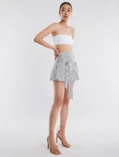 BCBGMAXAZRIA Meg Silky High-Waisted Short 11 BCBGMAXAZRIA Meg Silky High-Waisted Short -Deals BCBGMAXAZRIA Store 4.30 B AFW70519 115 3