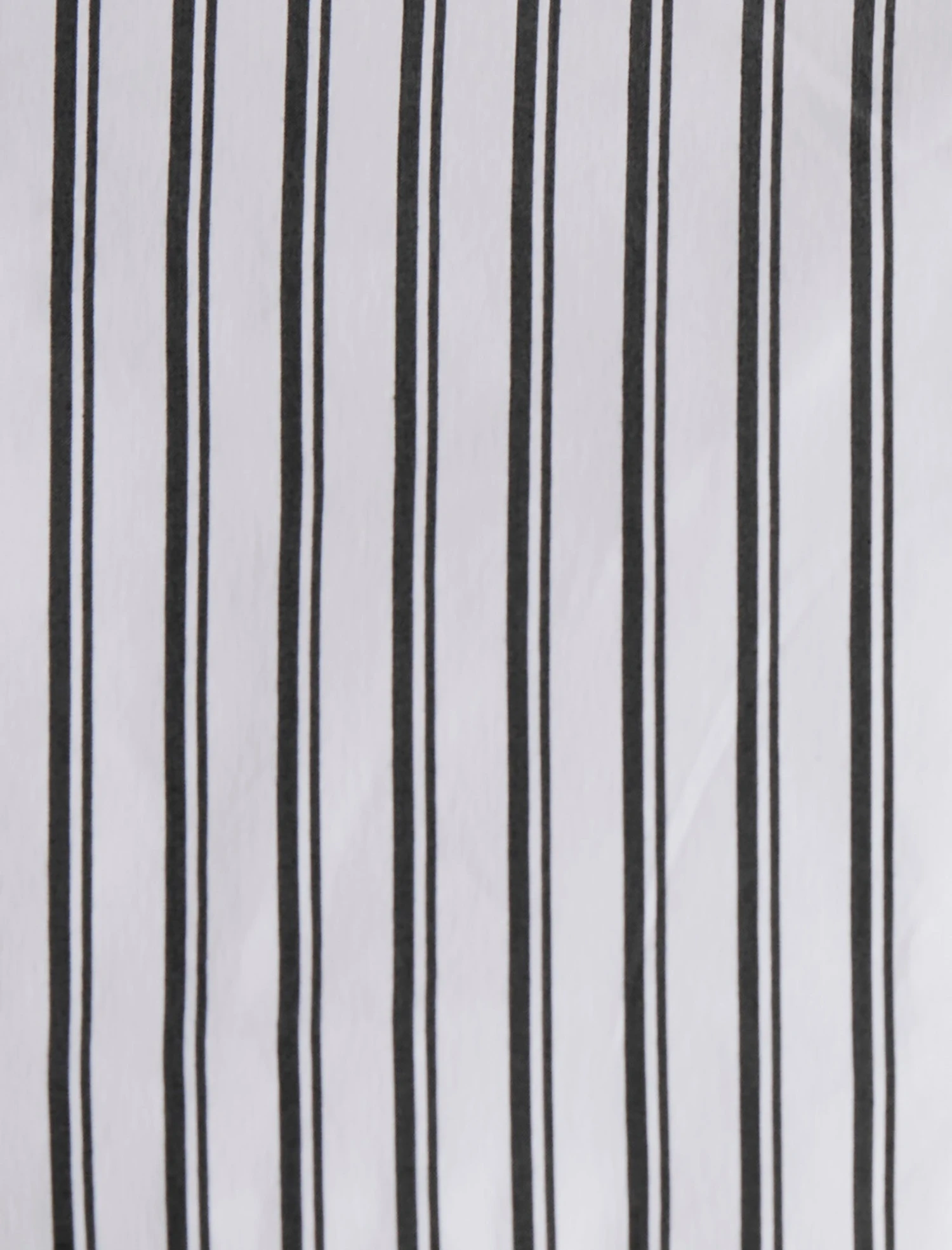 BCBGMAXAZRIA Meg Silky High-Waisted Short 7 BCBGMAXAZRIA Meg Silky High-Waisted Short - Image 7