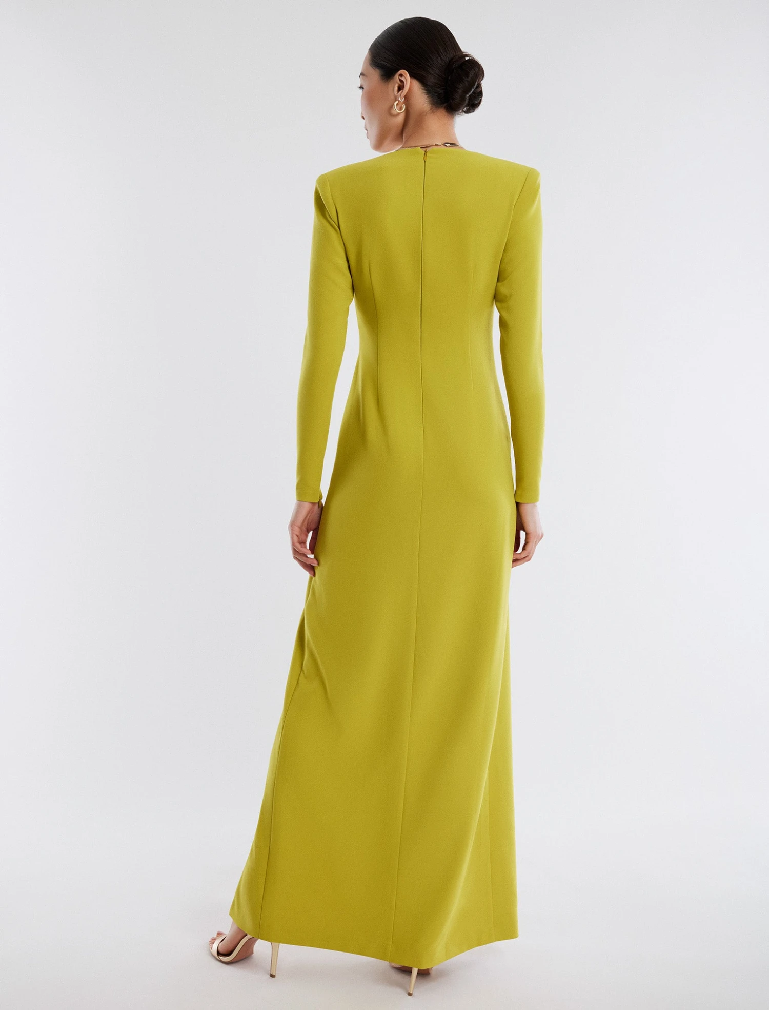 BCBGMAXAZRIA Apollo Long Sleeve Gown 4 BCBGMAXAZRIA Apollo Long Sleeve Gown - Image 4