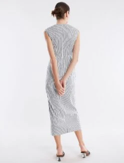 BCBGMAXAZRIA Kira Silky Midi Dress 12 BCBGMAXAZRIA Kira Silky Midi Dress -Deals BCBGMAXAZRIA Store 4.30 D AFW60515 115 4